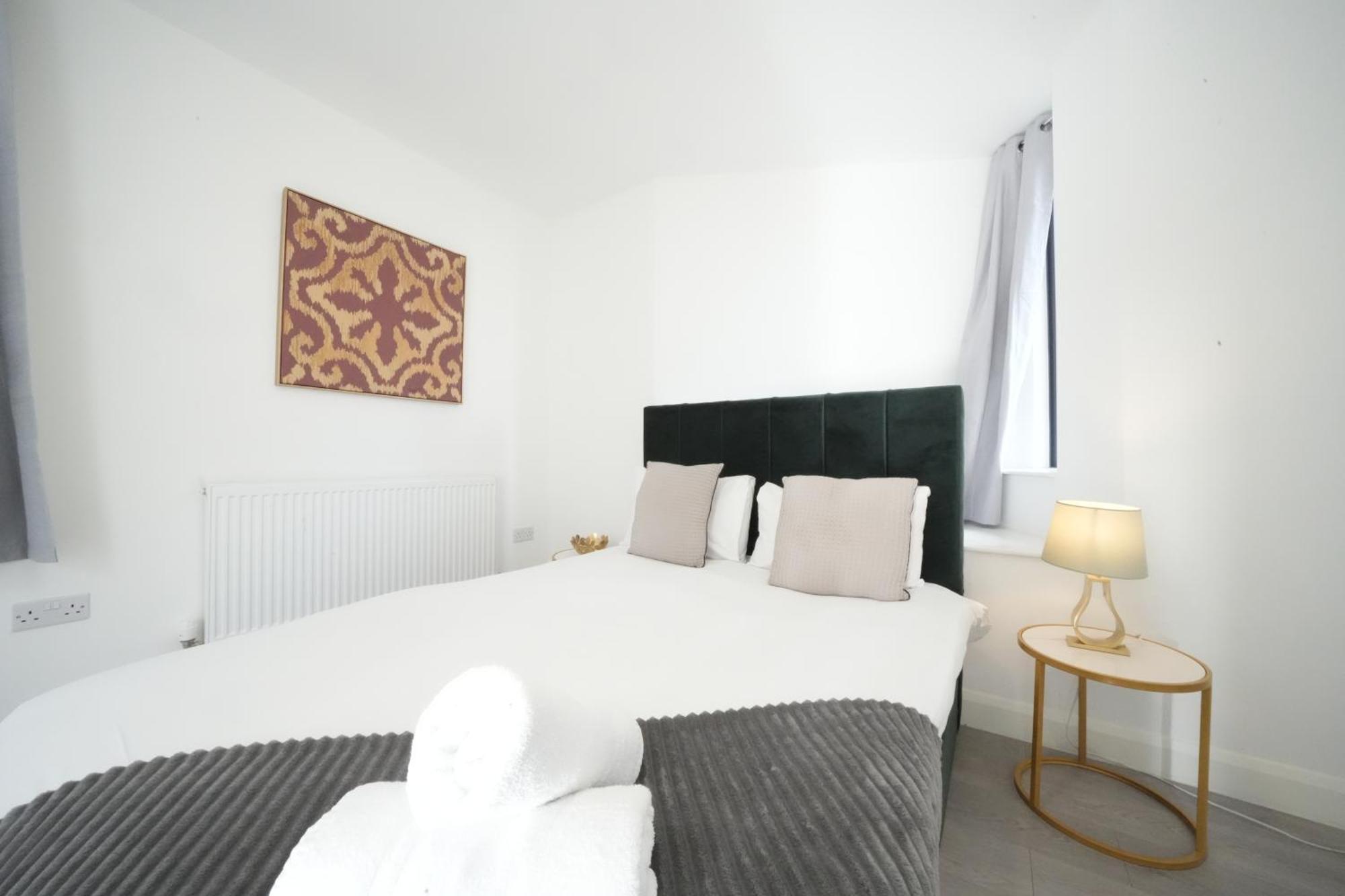 Ealing Broadway Great Stay 7-Minute Walk From The Underground Exterior foto